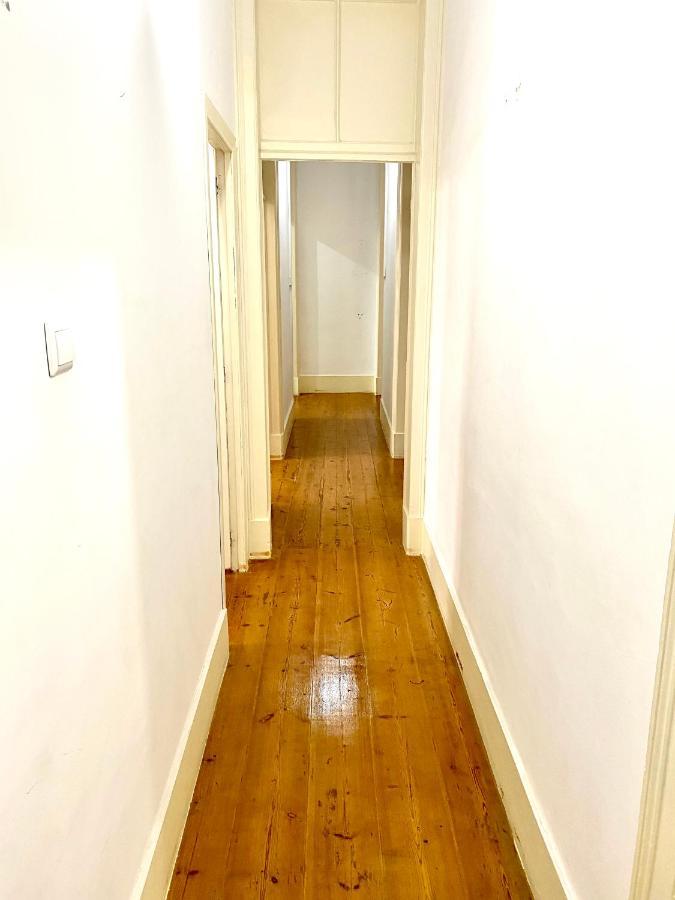 Artdeco Chiado 4 - Large Comfortable Double Room With Shared Bathroom Lisboa المظهر الخارجي الصورة
